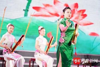 讓非遺“活”起來(lái)！鹽城非遺購(gòu)物節(jié)東臺(tái)西溪盛大開(kāi)啟，麥秸畫(huà)綻放時(shí)代光彩